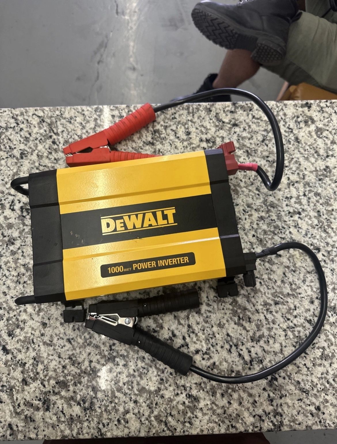DEWALT 1000-Watt Portable Car Power Inverter with Triple USB Ports
