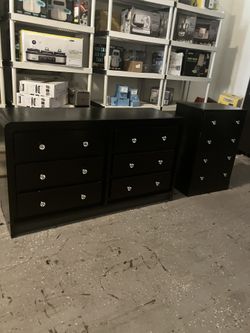 Black 6drawer Dresser & 4drawer stand W/diamond Knobs