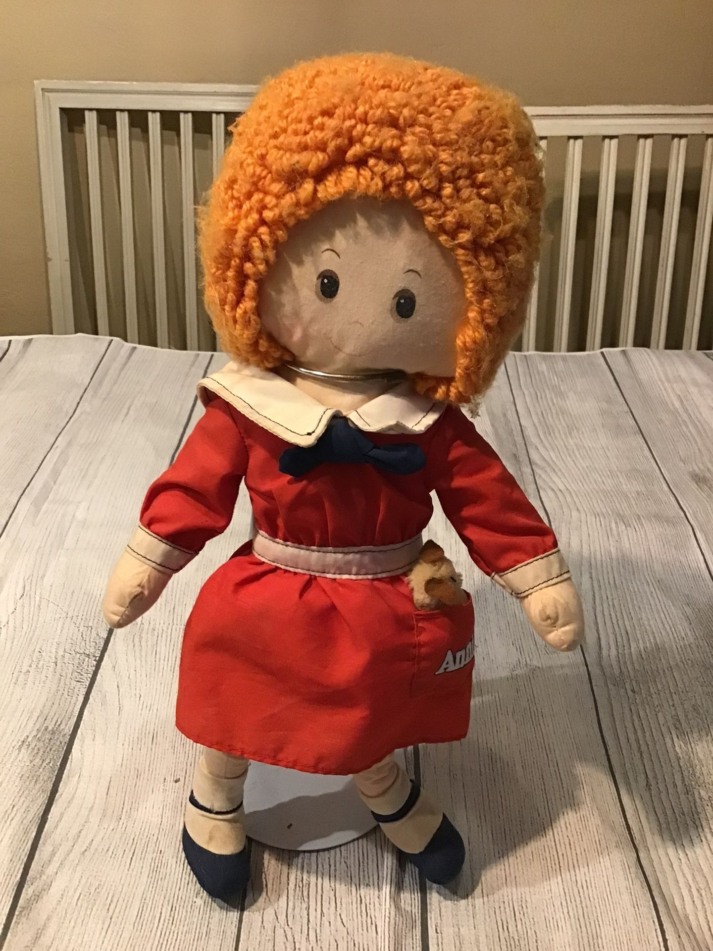 Vintage Knickerbocker 1982 Annie Plush Doll Sandy Dog In The Pocket
