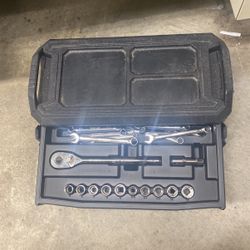 Husky 270 Piece Mechanics Tool Set 