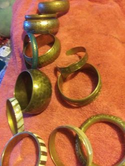 Vintage bangles your choice 5 for $20
