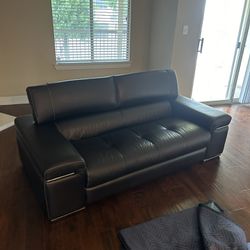 Leather 2 Steater Couch