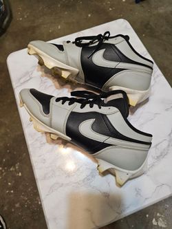 JORDAN FOOTBALL CLEATS