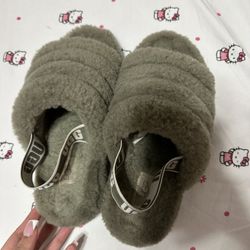 Ugg Women’s Slippers Fluff Yeah Slide Fuzzy With Straps 