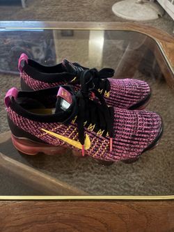 Nike vapor max size 6 women