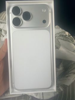 iPhone 17 pro max