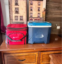 Coolers 🖤💙🖤