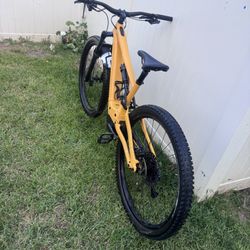 Specialized Turbo Levo Medium 