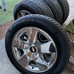 Chevy Silverado rims and tires 275/55/20