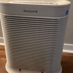 Honeywell Air Purifier