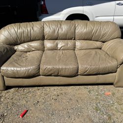 Free couch 