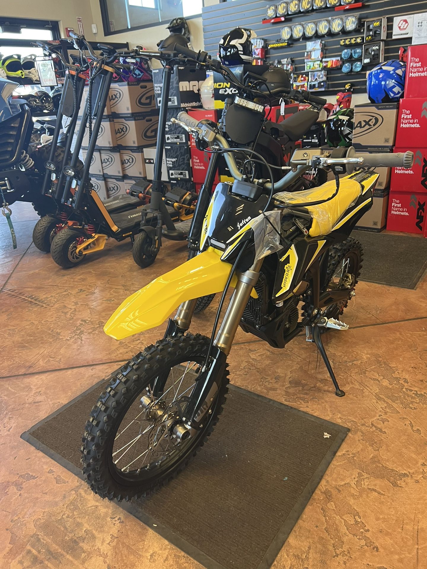 2025 SURRON HYPERBEE