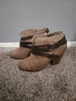 Womens Mid Cut Boots