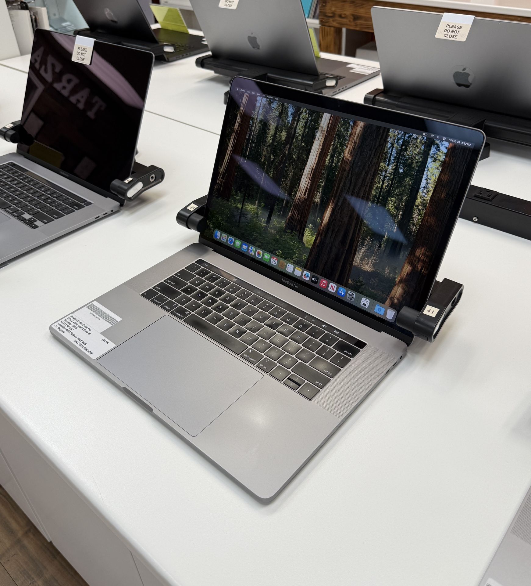 MacBook Pro 15インチ 32GB 1TB 2.4GHz i9 【公式通販】