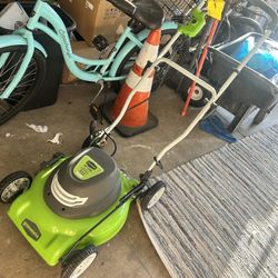Greenworks Electric Lawnmower 
