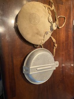 Vintage Boy Scouts canteen camping set. Look at pics