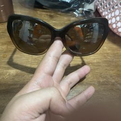Guess Sunglass