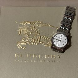 Burberry Women's Ladies Watch BU1351 Stainless Steel Quartz Silver Dial With Box, Warranty Card, User instructions, extra link. -- NEW IN BOX