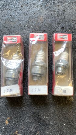 Spark Plugs    J17LM.    CJ8