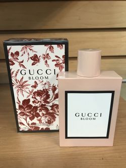 100 % authentic GUCCI BLOOM PERFUME FOR WOMEN 3.4OZ (100ML). ORIGINAL BRAND NEW IN THE BOX