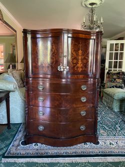 Gentlemen’s Chest