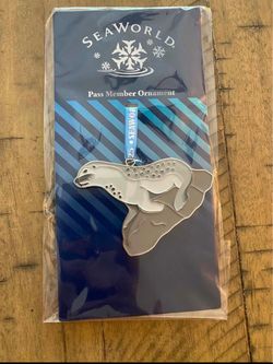 SeaWorld Orlando 2025 Pass Member Ornament