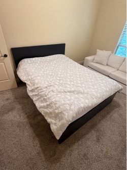 Queen Mattress with sheets, pillows, comforter