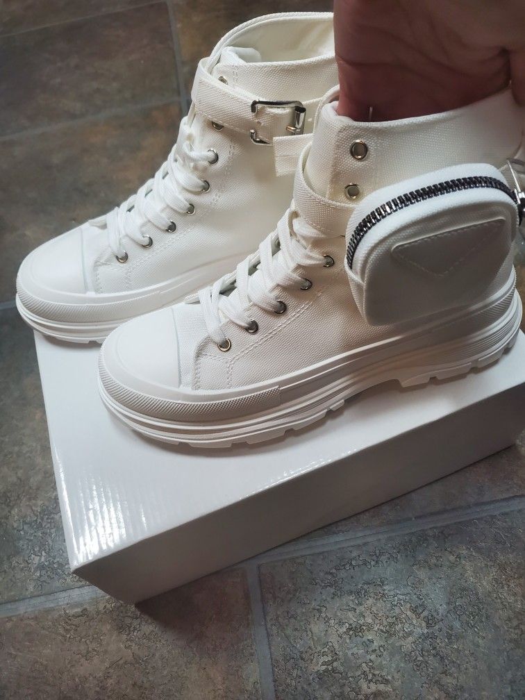 Olivia Miller Leilany Women's high-Top Sneakers | sz 8 | NIB
