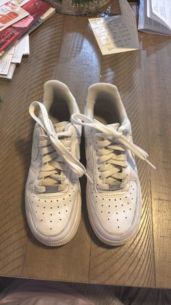 Nike Air Force One size 6 women’s