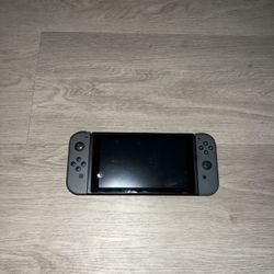 black Nintendo Switch