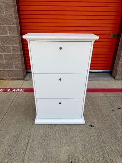 Shoe Dresser