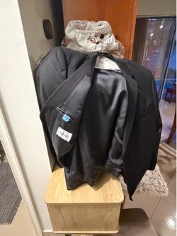 Men s suit 48 Short pants and jacket