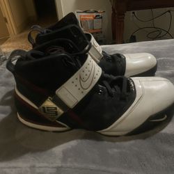 nike zoom lebron 5 Fearless 2007 317253-011 size 14 Authentic 