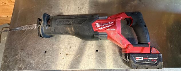 Milwaukee M18 FUEL Sawzall Reciprocating Saw