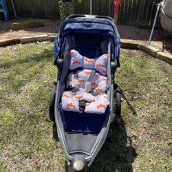 Child’s Outdoor Stroller Burlyey Baby