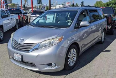 2012 Toyota Sienna