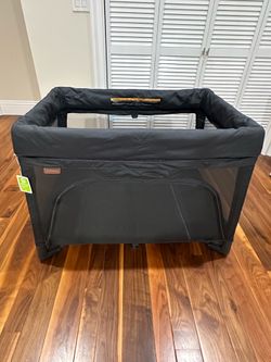 UPPAbaby pack and play