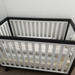 Baby Crib 