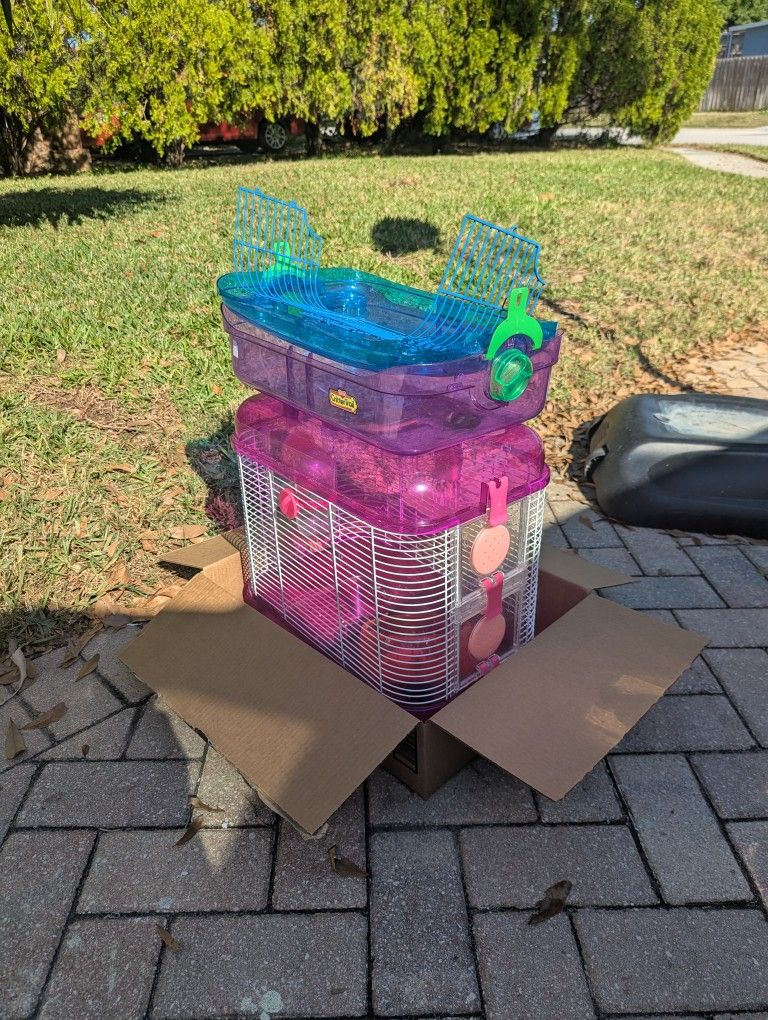 (2) Hampster Cages 🐹