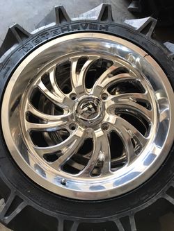 20” Polaris rims Fuel Kompressor PolishedWheels 33” MotoHavok Tires