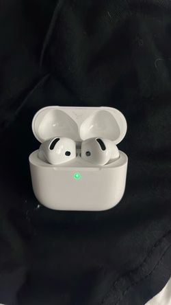 AirPods # 4  A3050