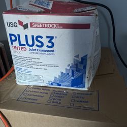 USG Plus3 Tinted Joint Compound 