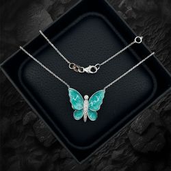 Green Enamel Necklace In 14k White Gold