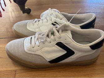 White Low-Top Sneakers with Black Stripe Air walk size 12” men New ..!!