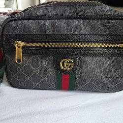 Gucxi Fanny Bag /Bum Bag Used Condition 