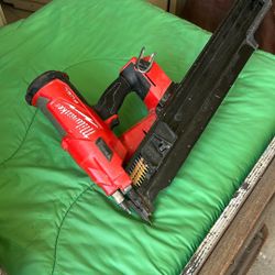 Milwaukee M18 Framing Nailer