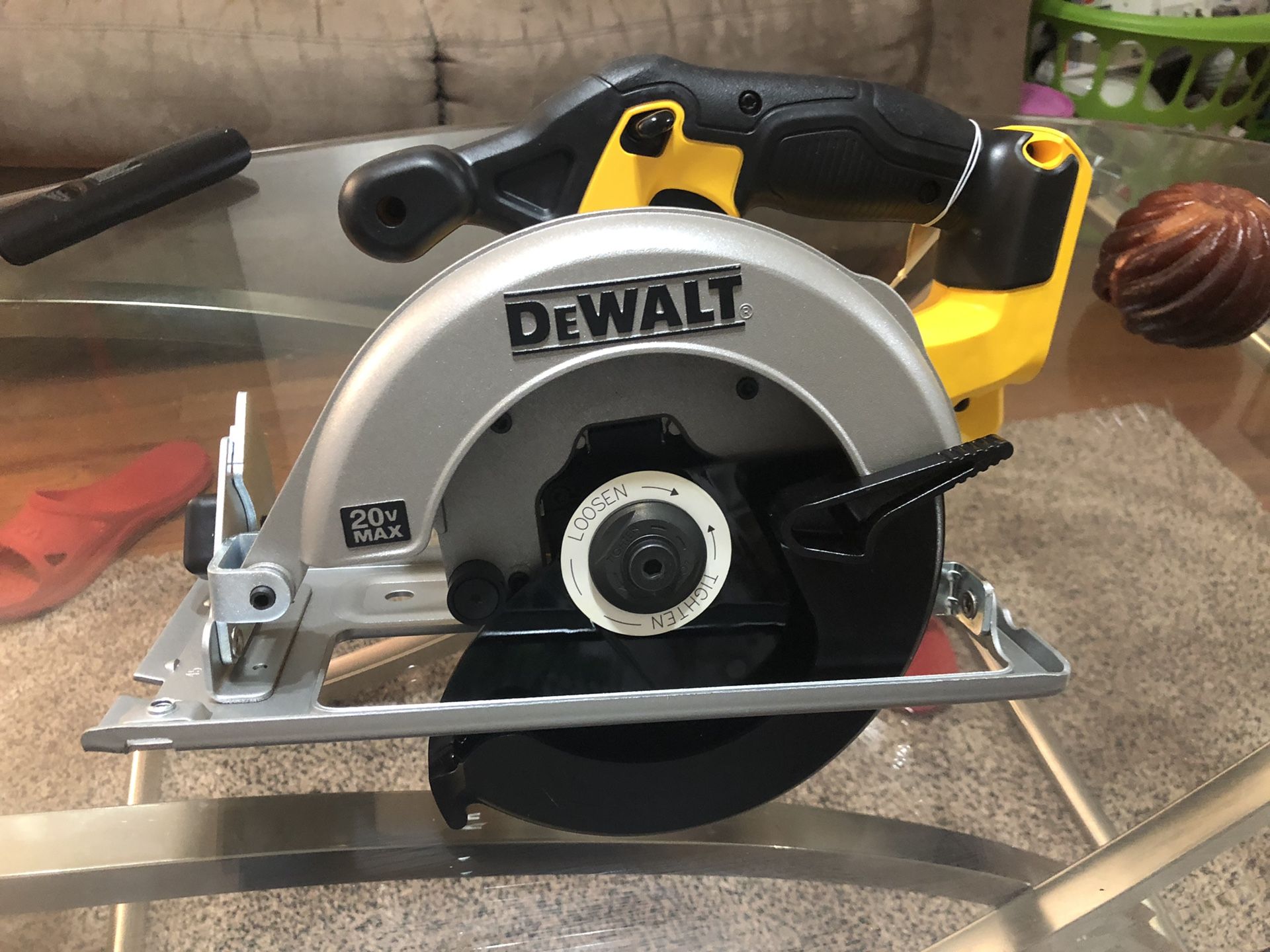 Circular saw dewalt