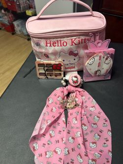 Hello Kitty, bundle