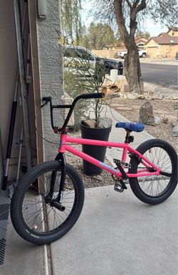 Street sweeper - primer Sunday BMX Bike Pink