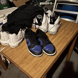 Nike Dunks 